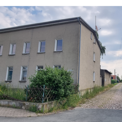 Bild vergrößern: Foto 1 - Mehrfamilienhaus mit 4 Wohneinheiten Zörbig, OT Stumsdorf, Karl-Liebknecht-Straße 4